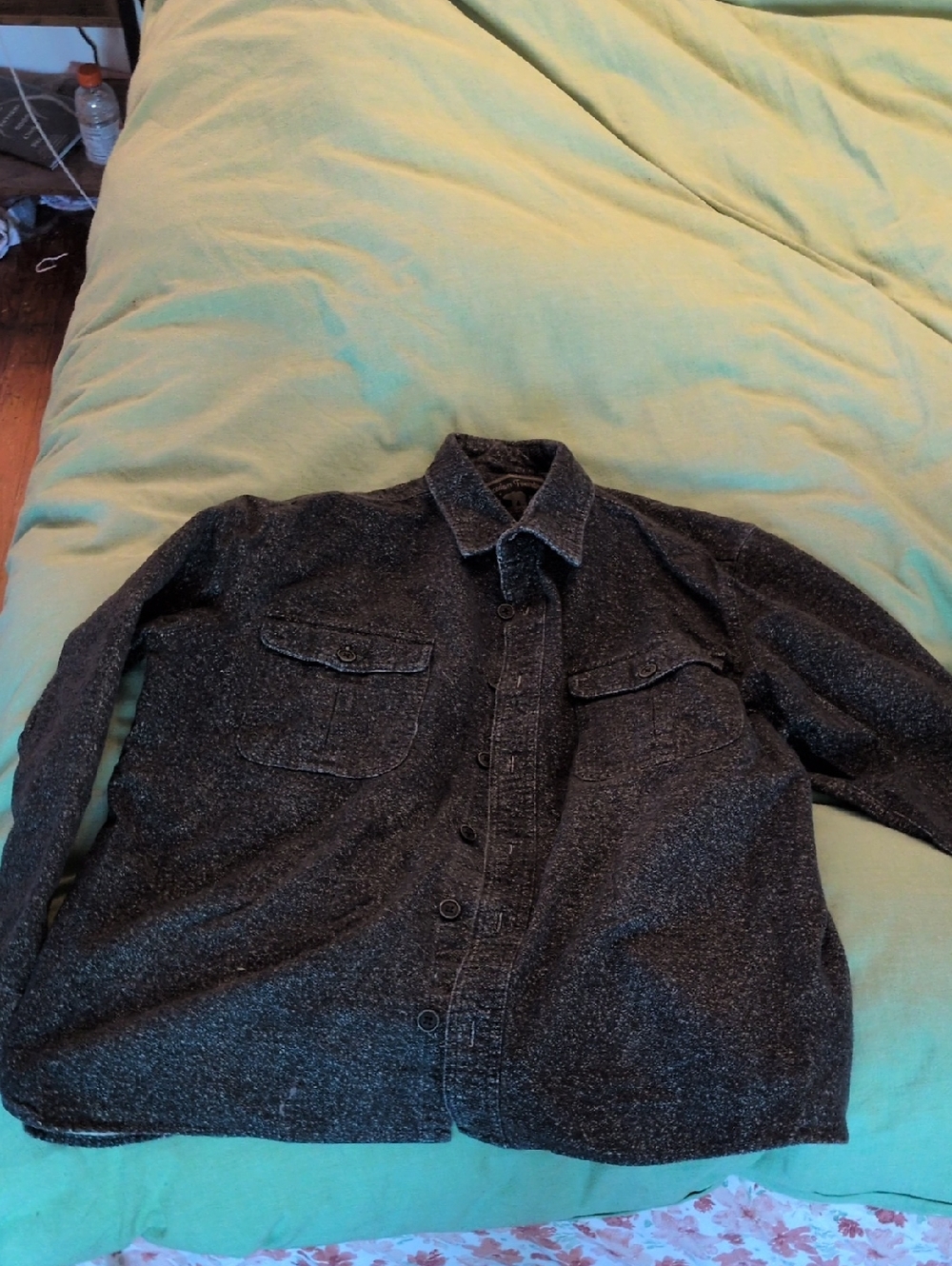 Men's Dark Gray Button-Front Casual Shirt